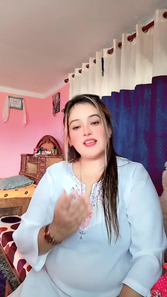@Saru Thapa💎❤️