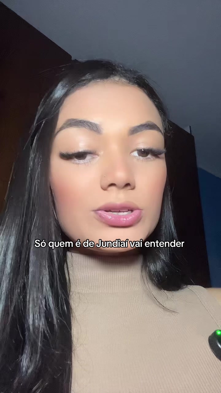 @Anna Laura
