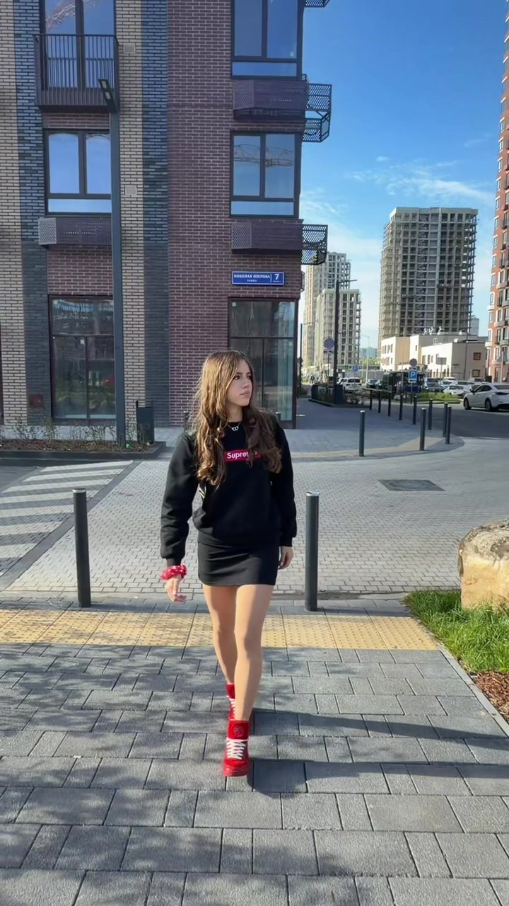 @monclershagirll