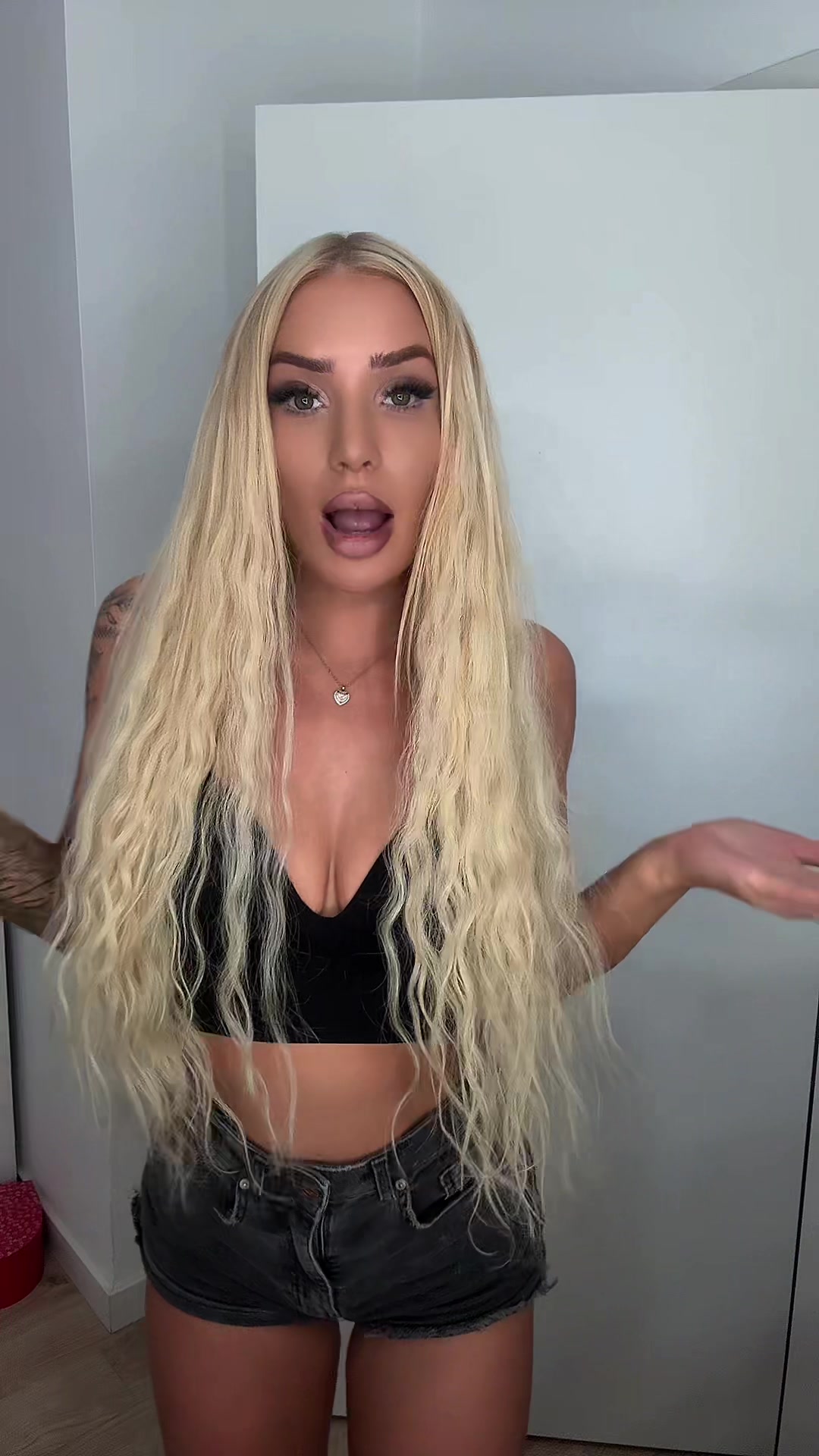 @RitaTheBlonde