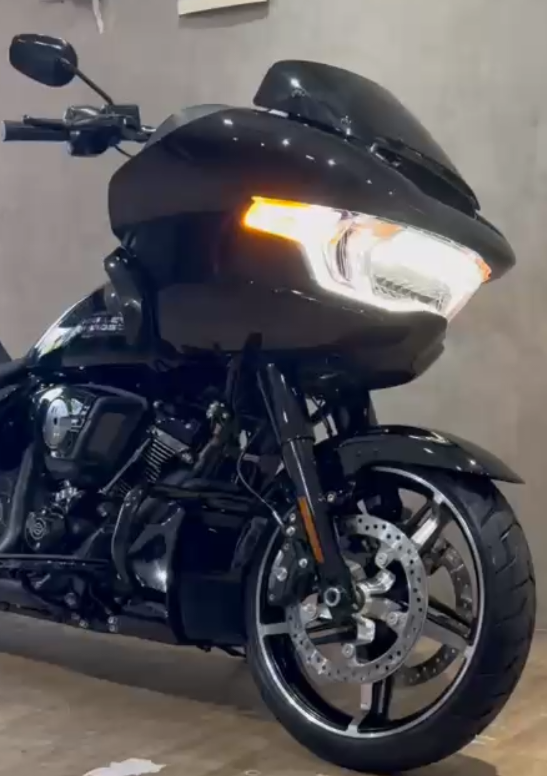 @99bigbike_garage