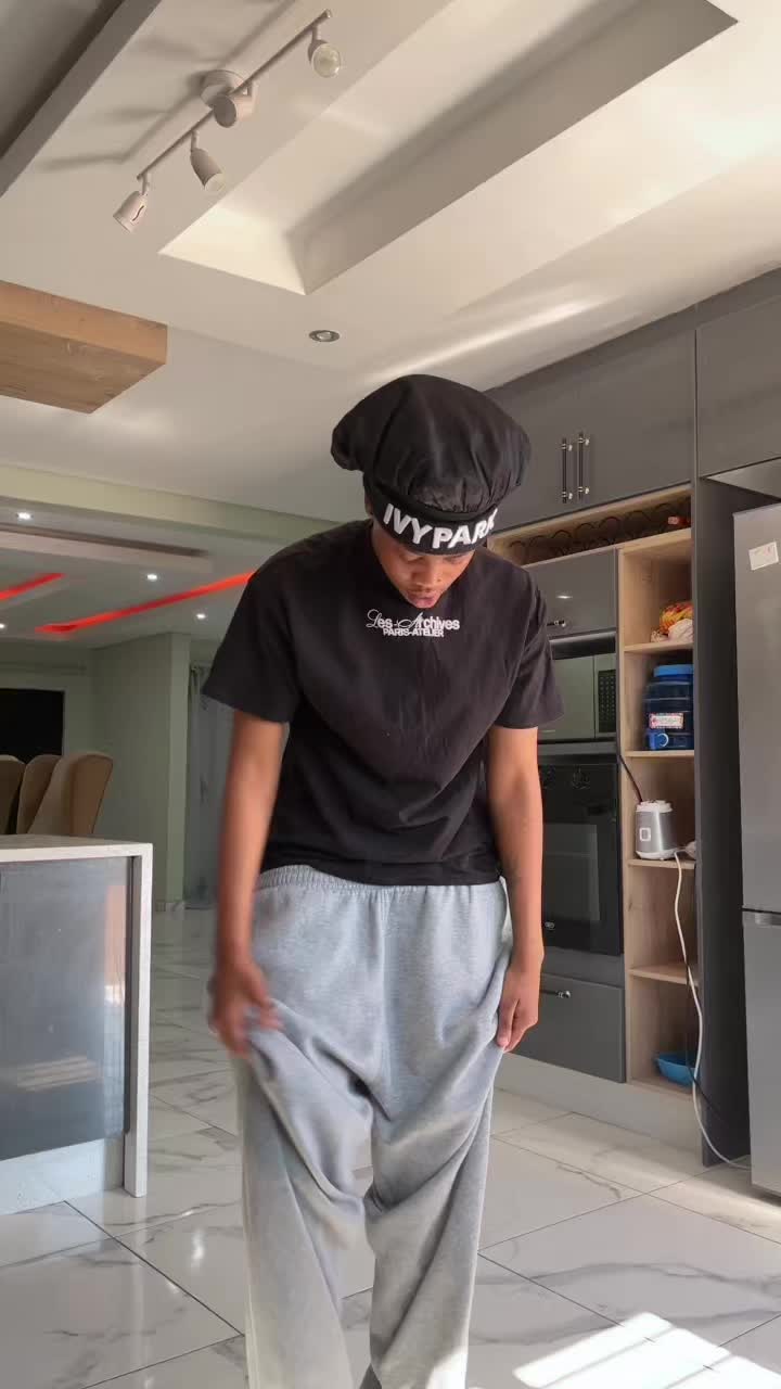@Katlego🕷️