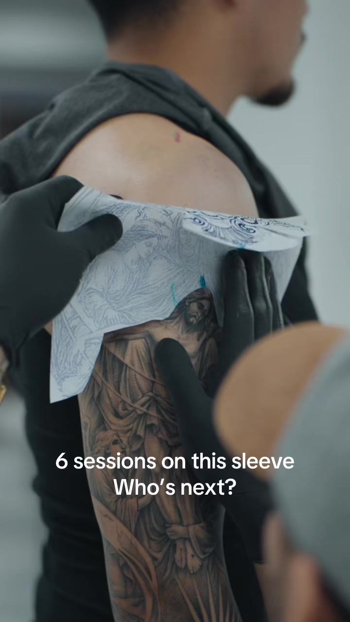@Alex | Tattoo Artist