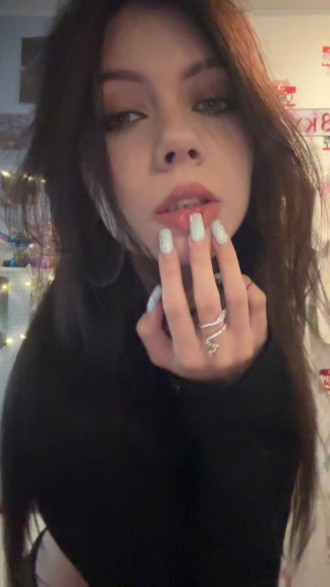 @Алиска ☮️ 🍏