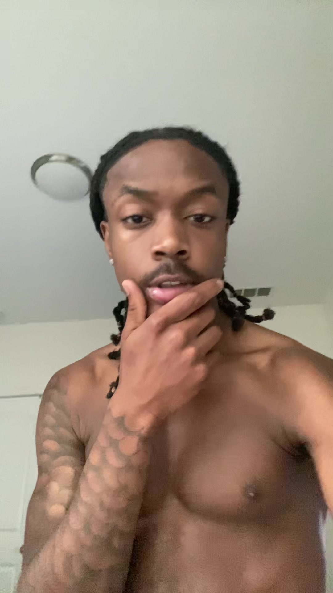 @SGCMAR👨🏾🎤