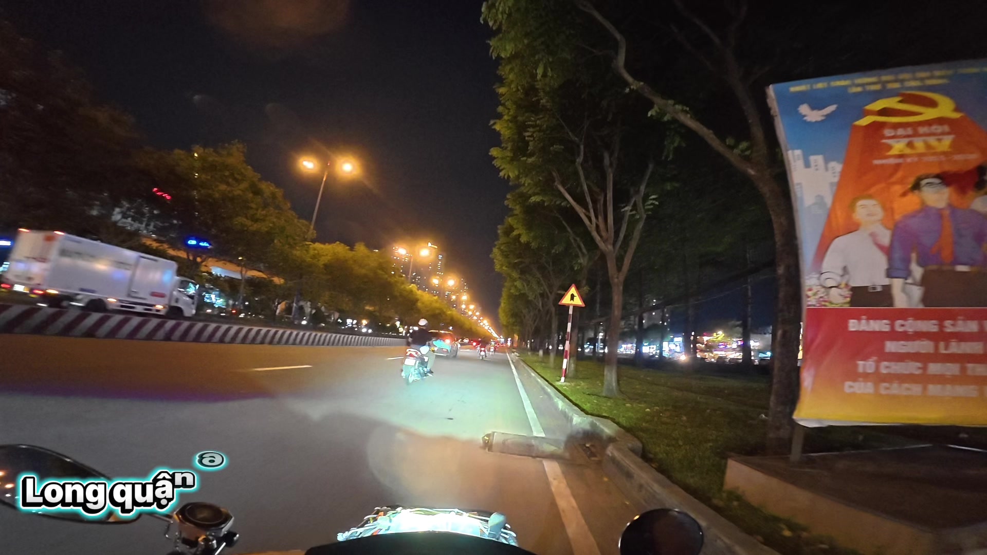 @Long Quận 9