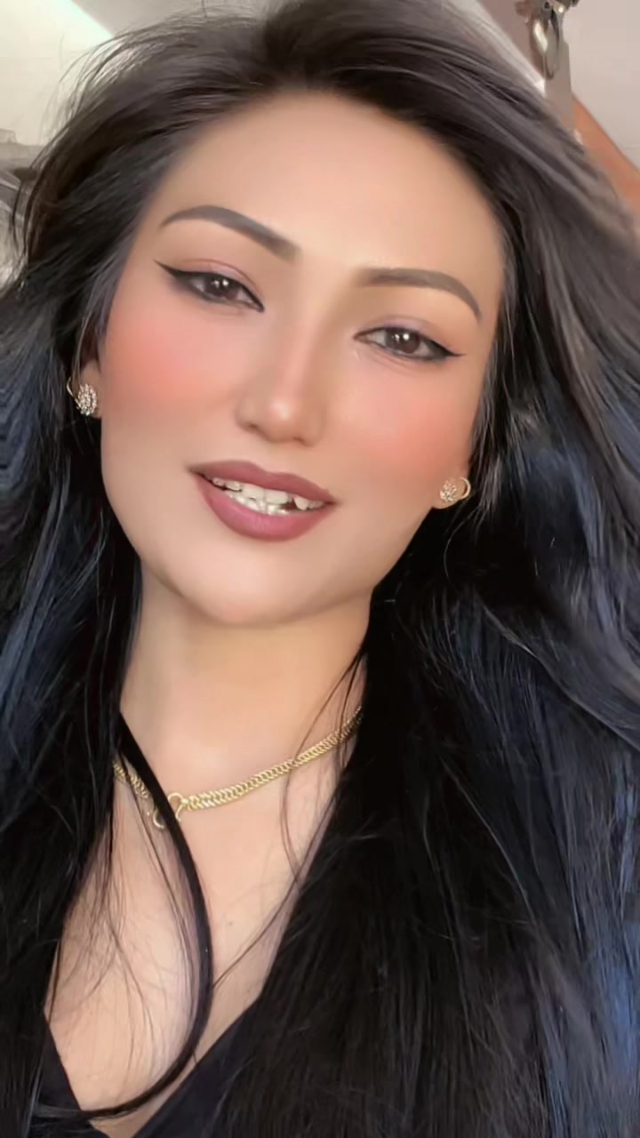 @Amrita...Shrestha...ЁЯЦд