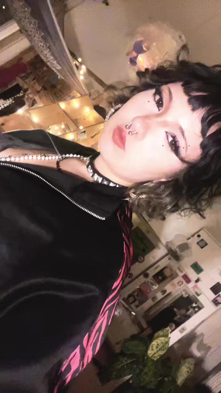 @itz_r0si