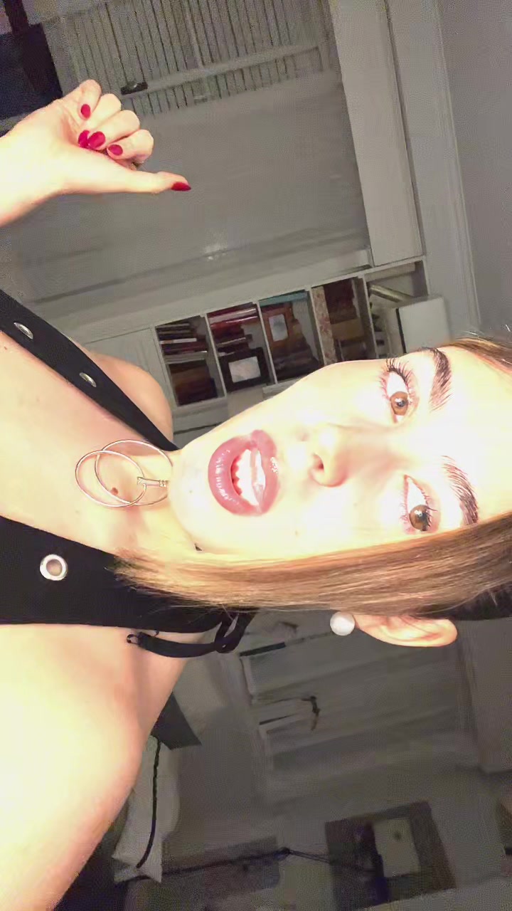 @clari