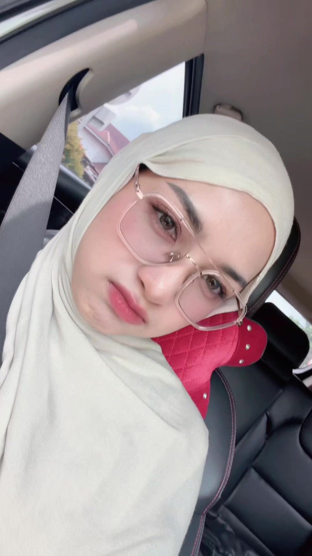 @Ella Rajzur