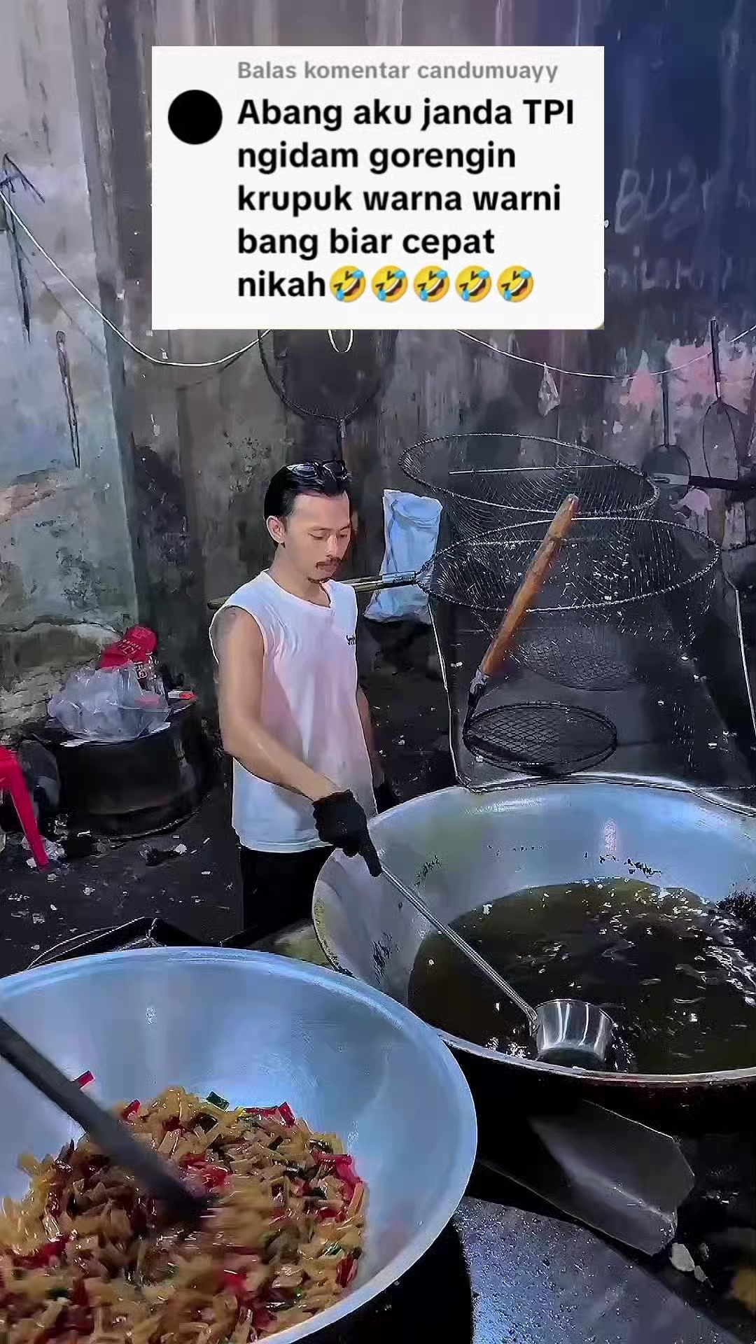 @Kerupuk mang cosplay