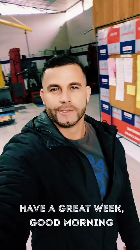 @olhos 👁👁de gato🐈&zwj;
