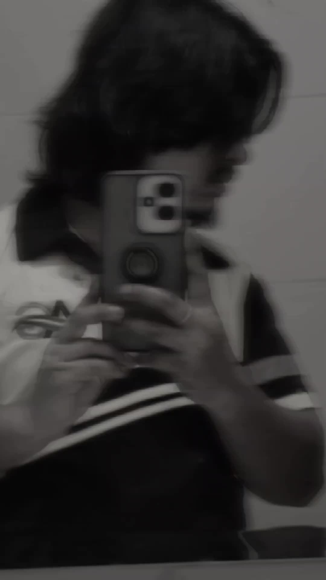 @👁️&zwj;🗨️𝐀 𝐕 𝐈🫠
