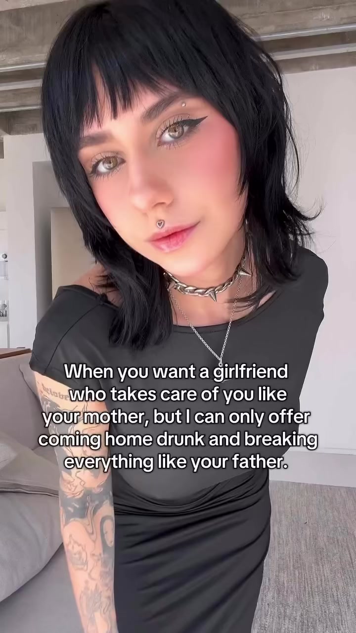 @Scarlett Bordeaux