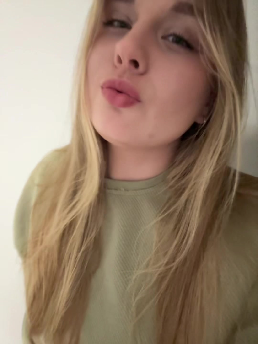 @yanixxxxx