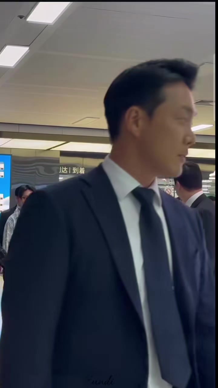 @Junho_onLeeyz