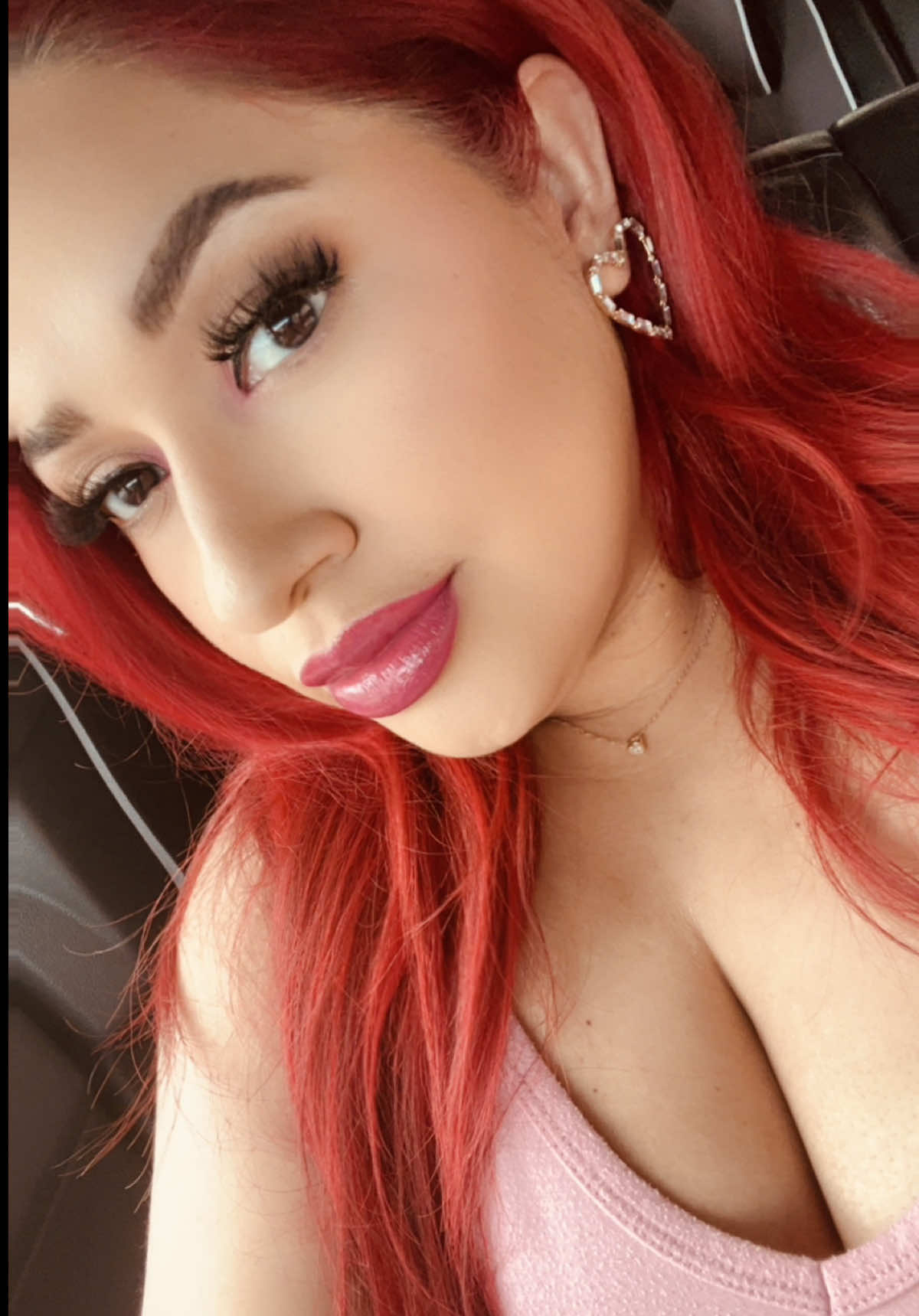 @ElizabethLove 🩷