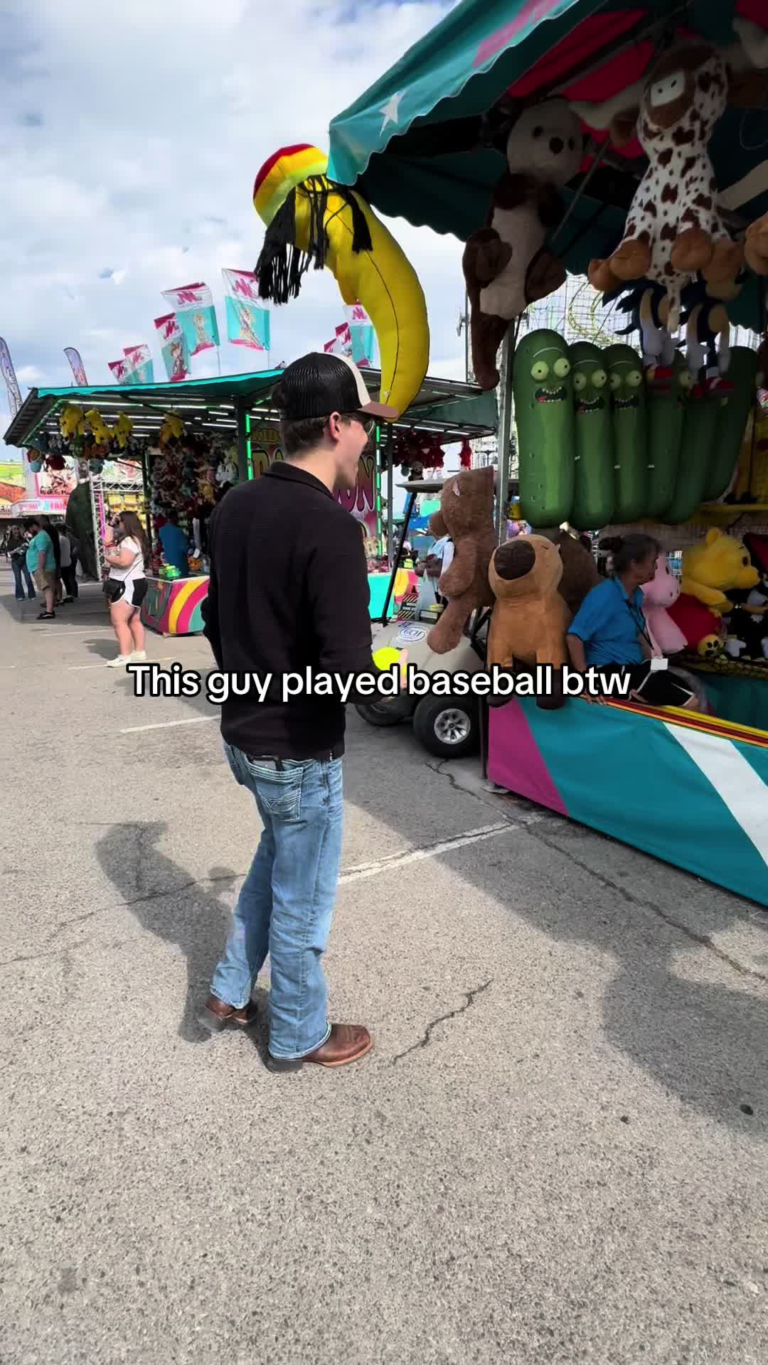 @𝕸.