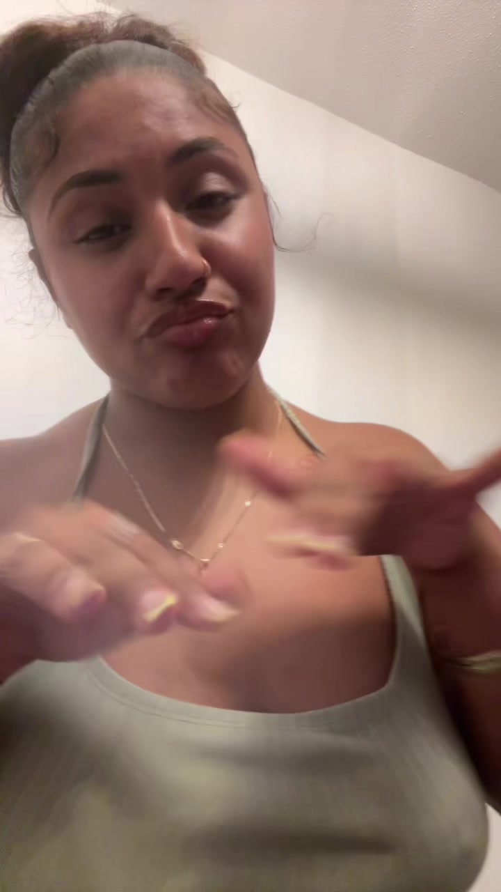@baddchlo 🍒