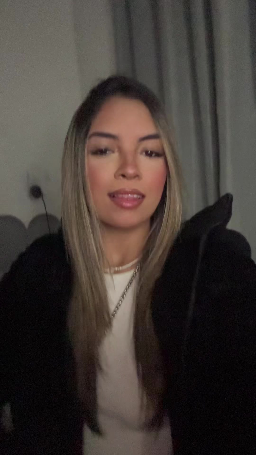@Ana
