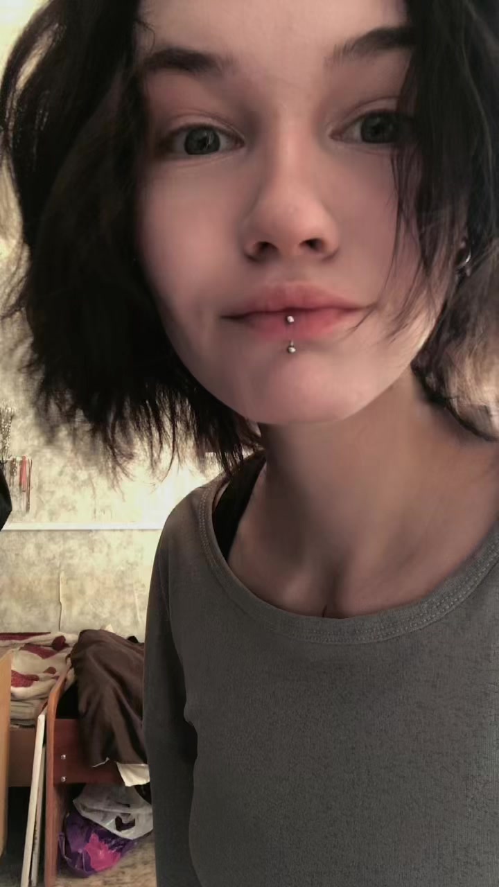 @awwwelie