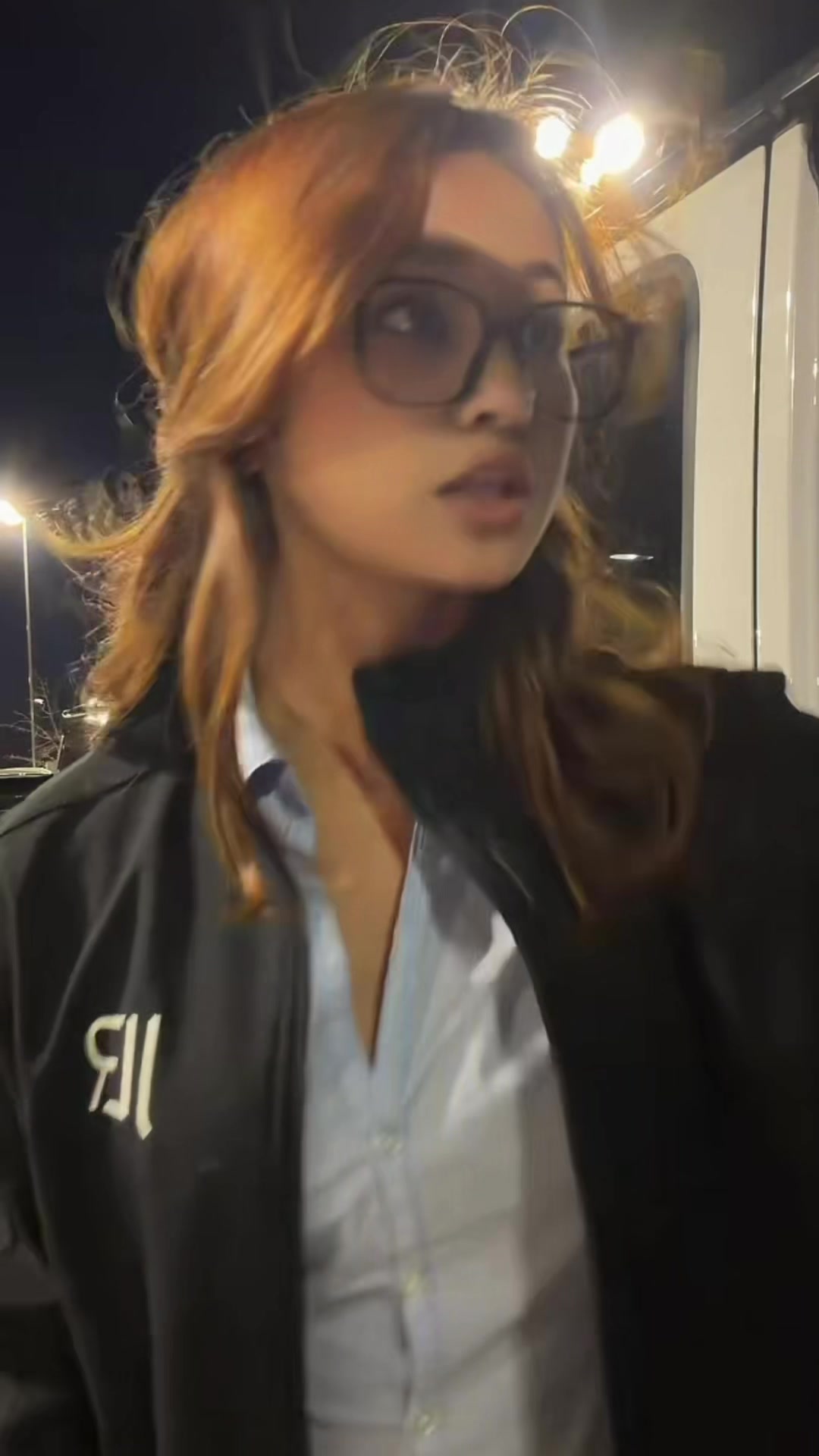 @Reshmaa
