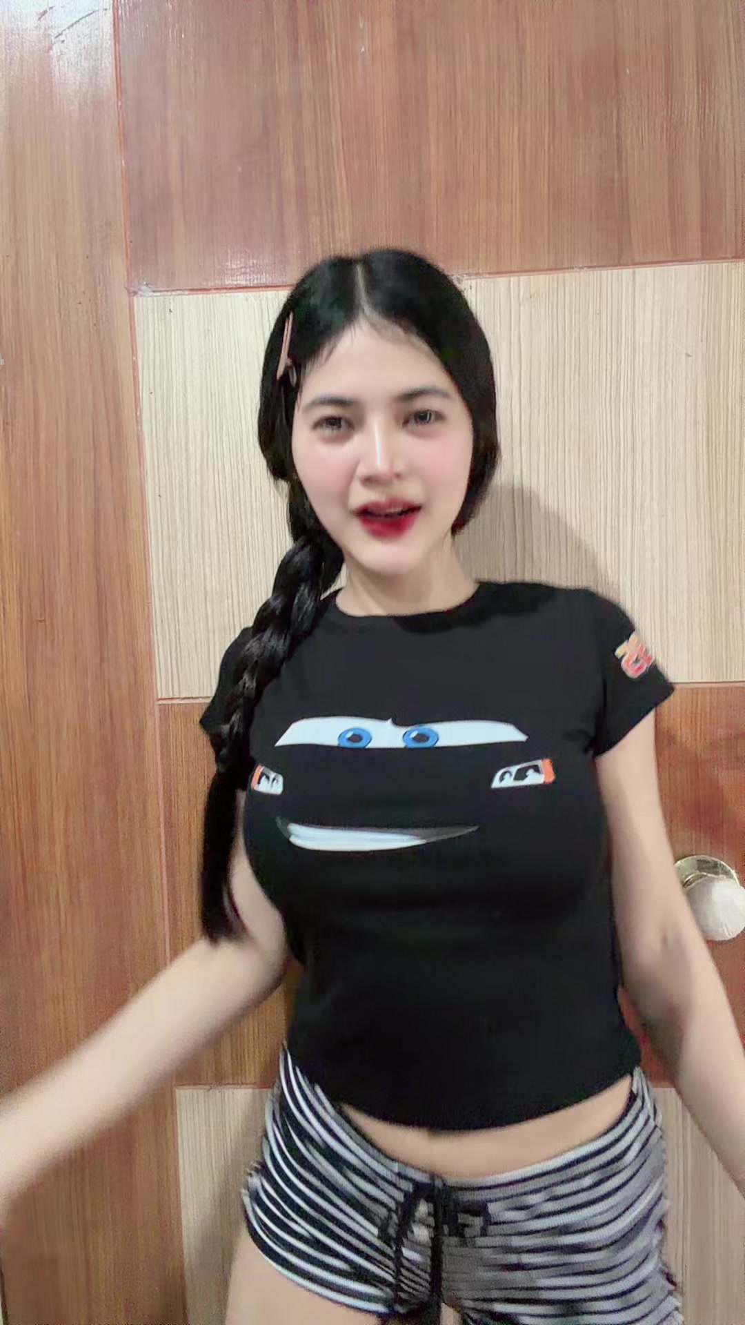 @รัชนก ศรีพลอย