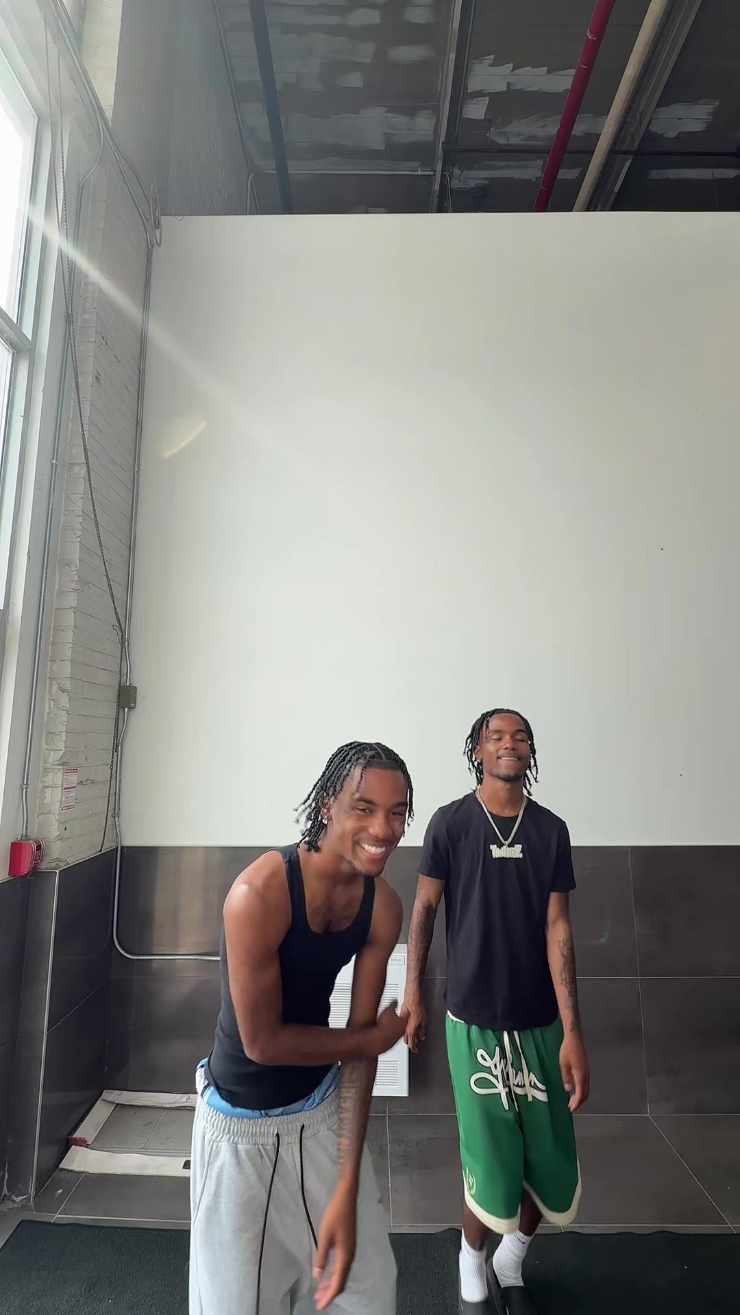 @Twinzzzz