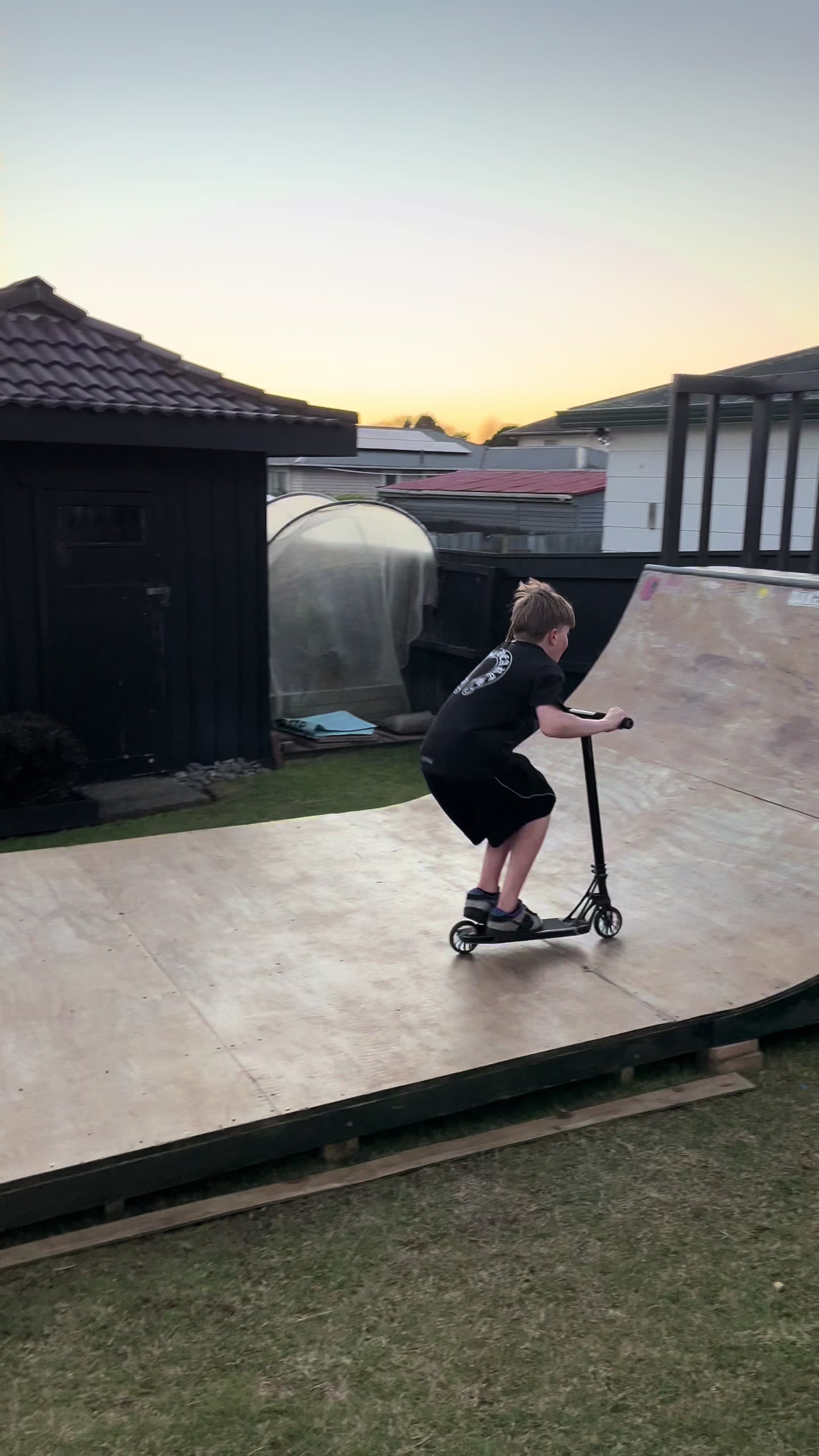 @lachiebull_