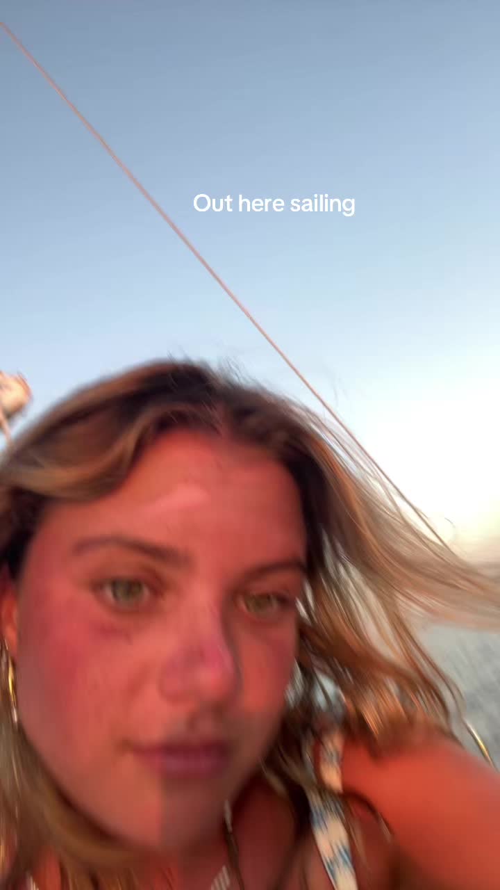 @clarrr990