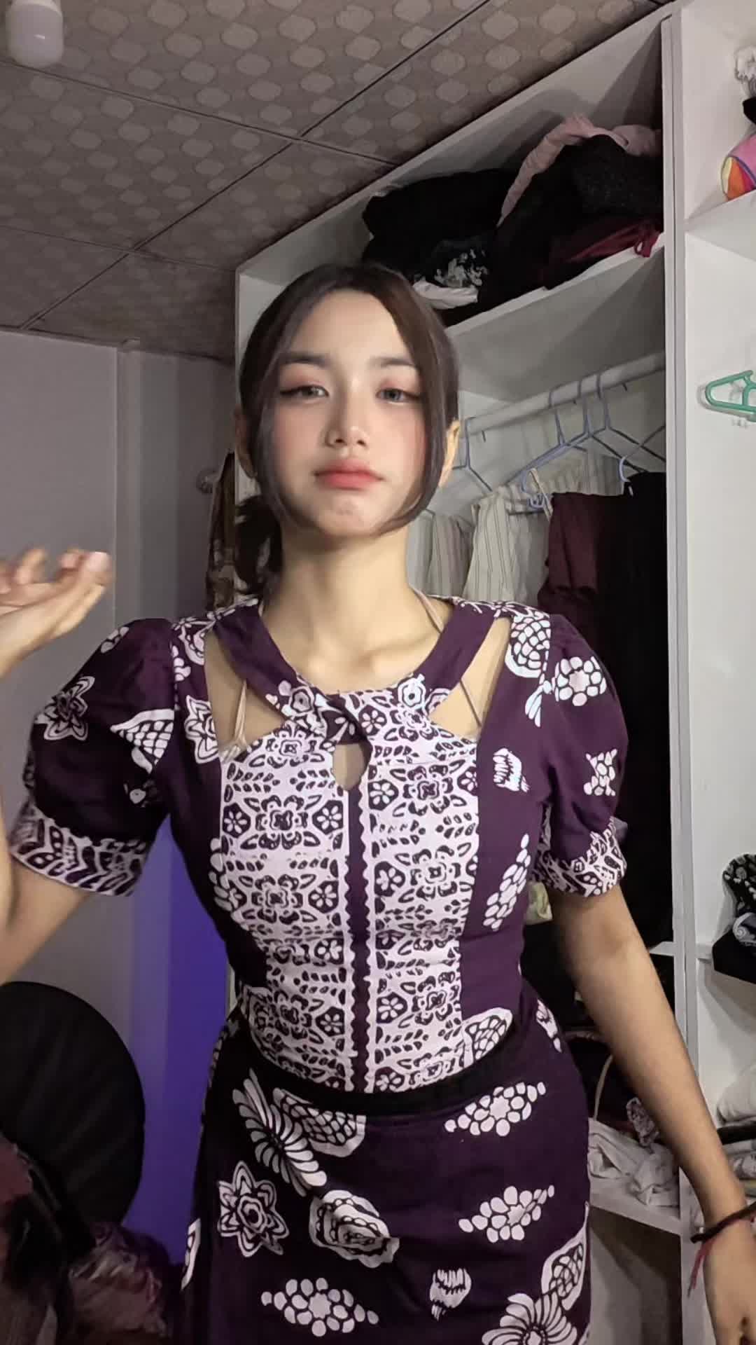 @Kitty