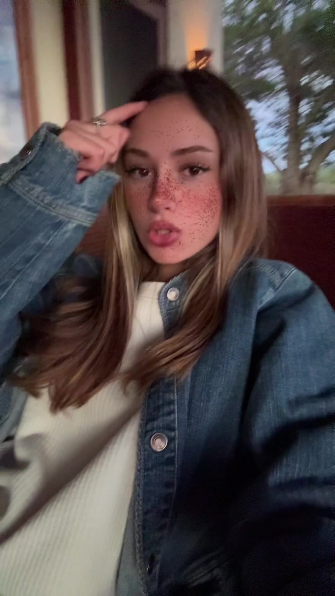@juliaredin