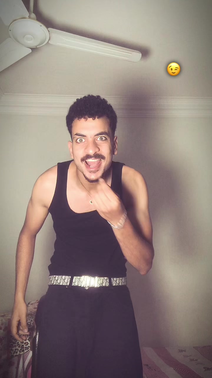 @AHMED MOZA 🤴🏻🦅 .