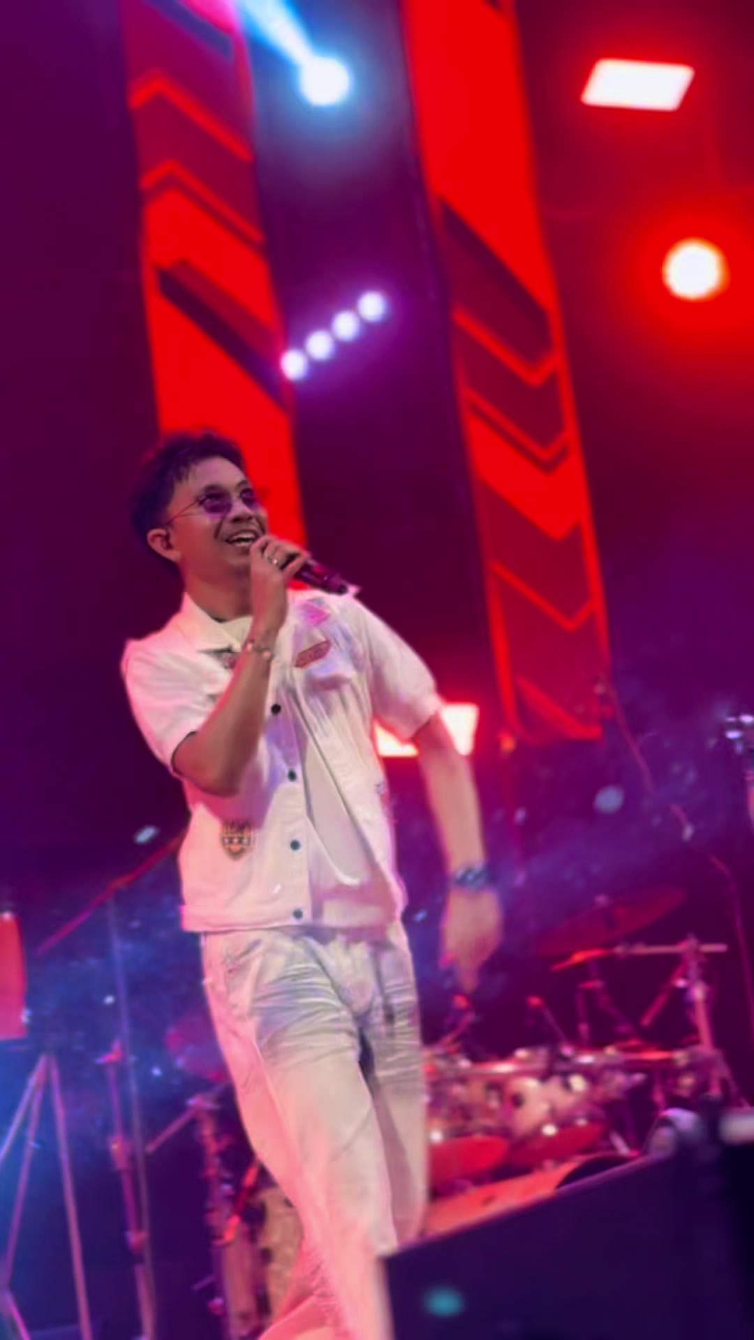 @FB : เก่ง ฮ๊าฟป๋ม