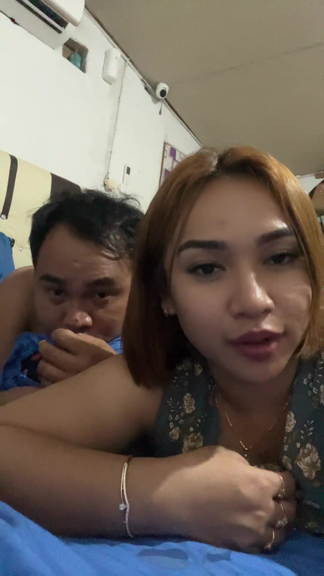 @julia frinella sari