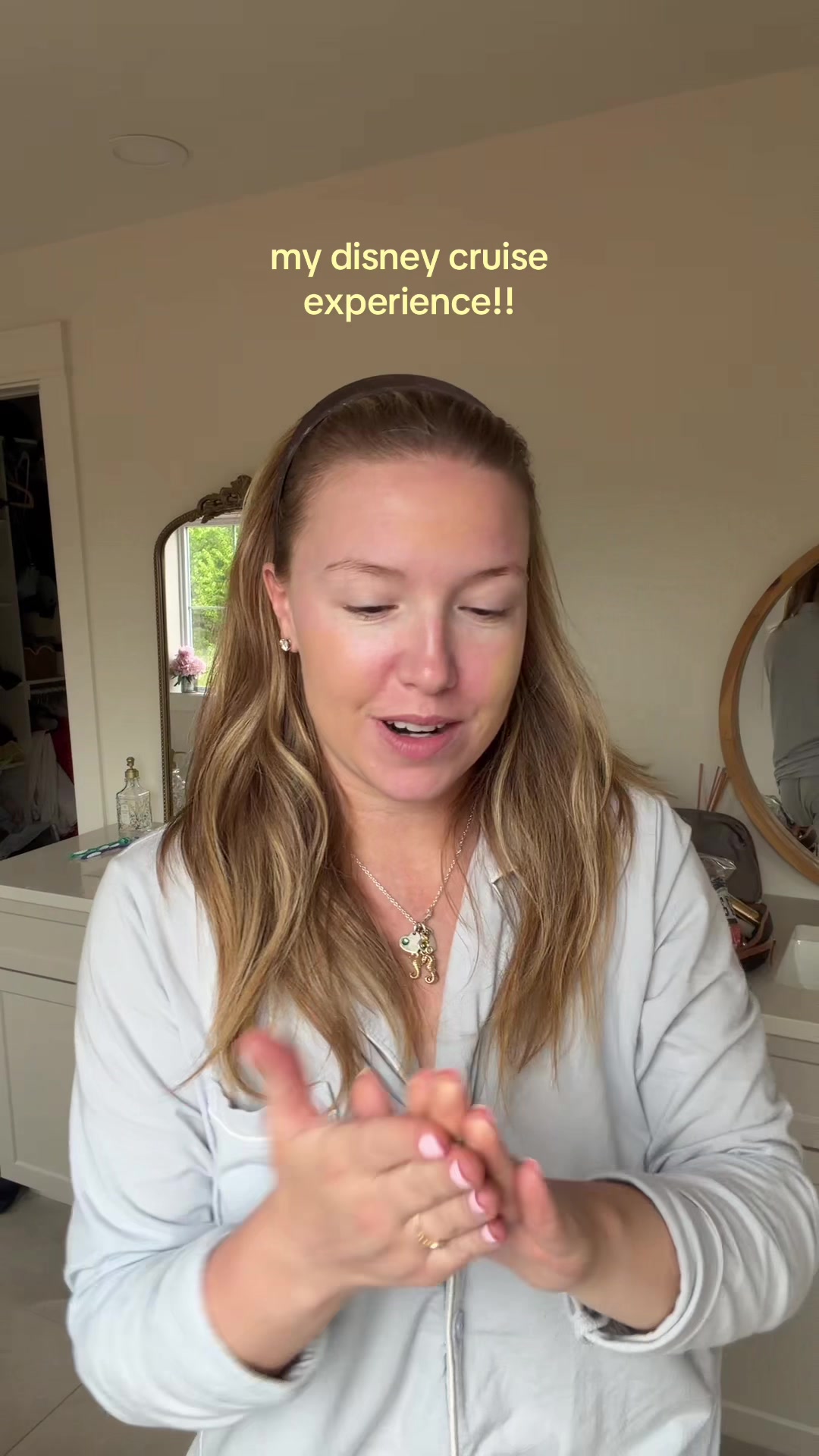 @Lauren | motherhood + style