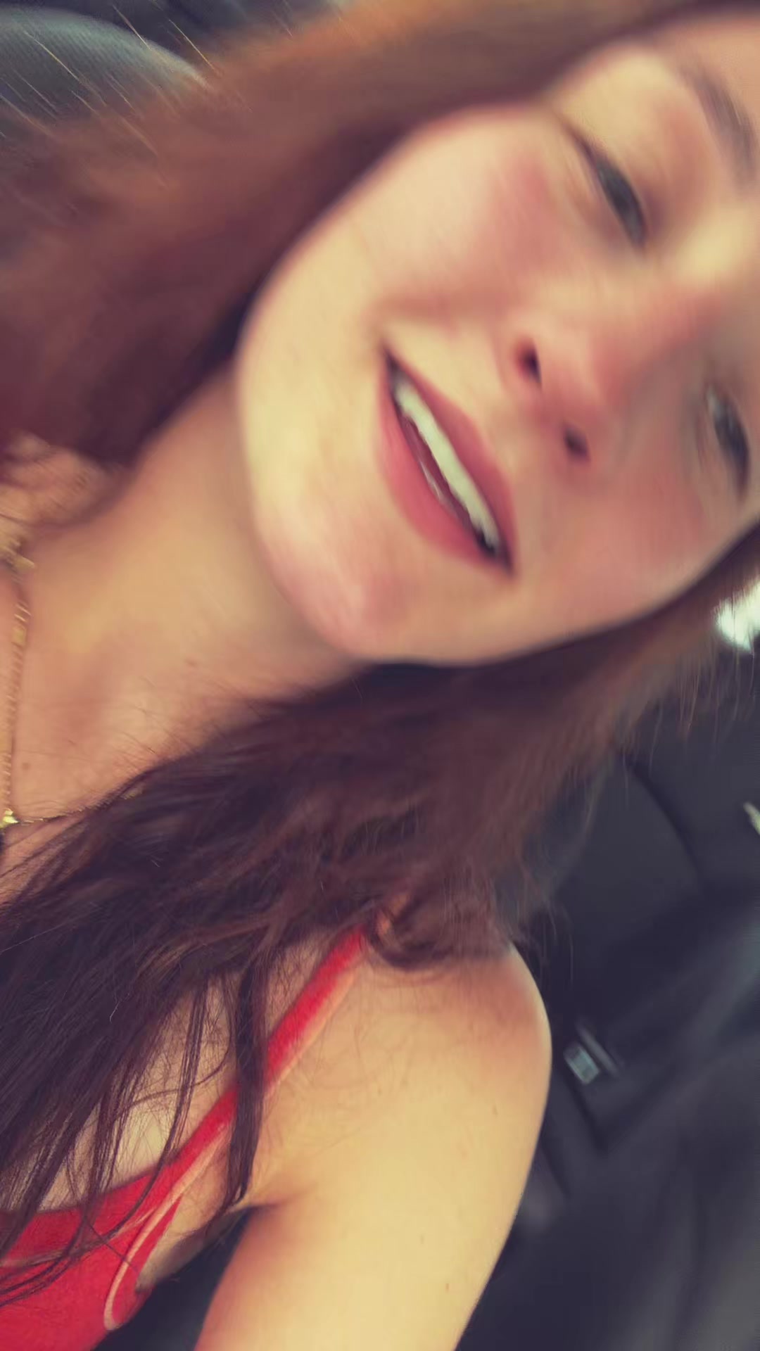 @Maekenzi