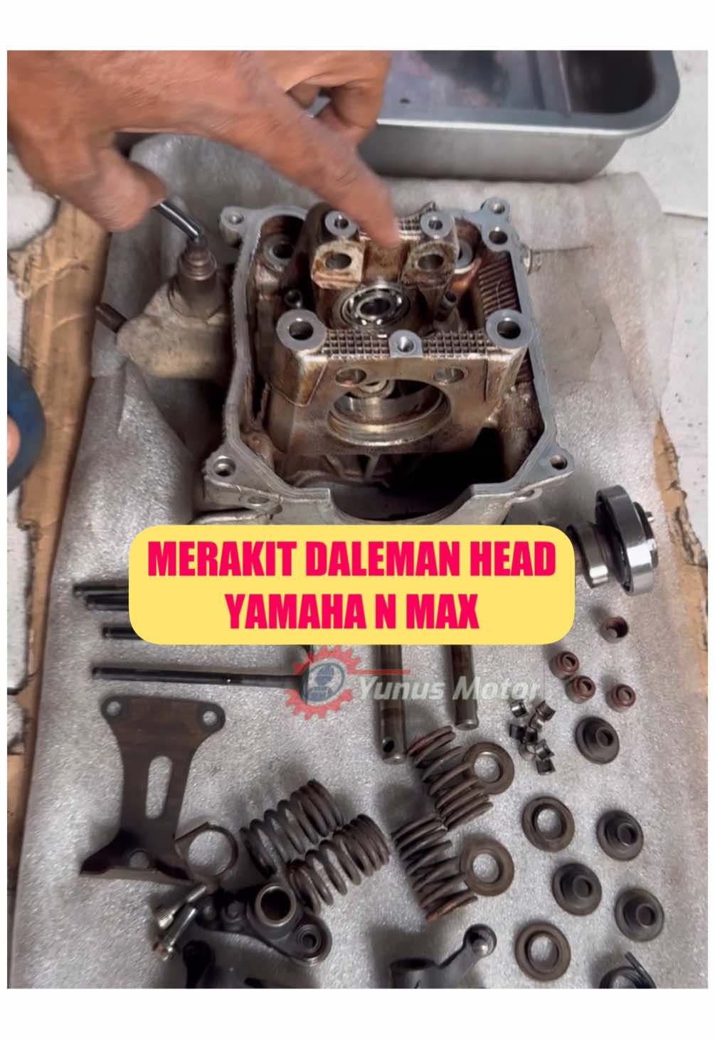 @Bengkel yunus motor