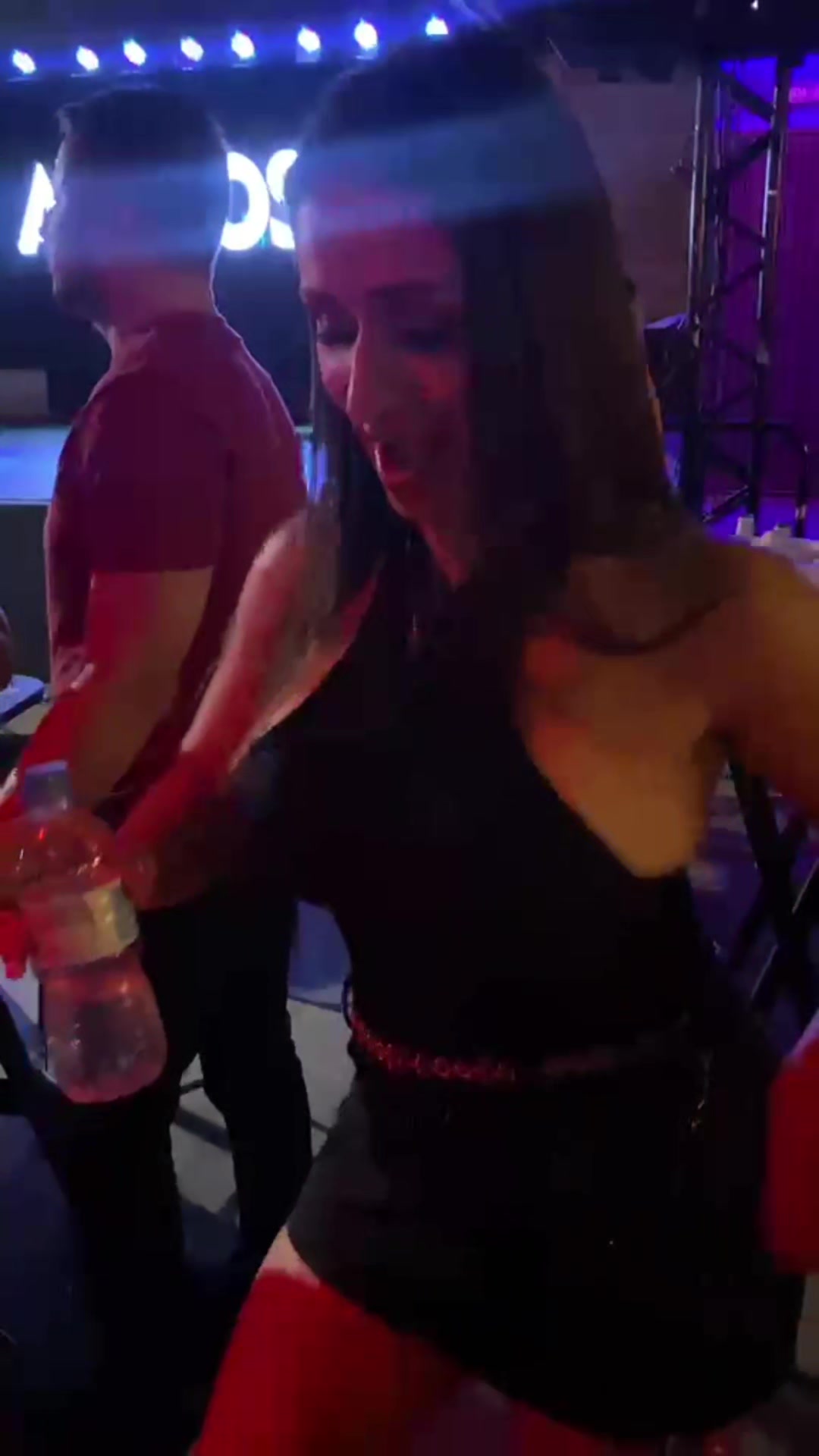 @Renata