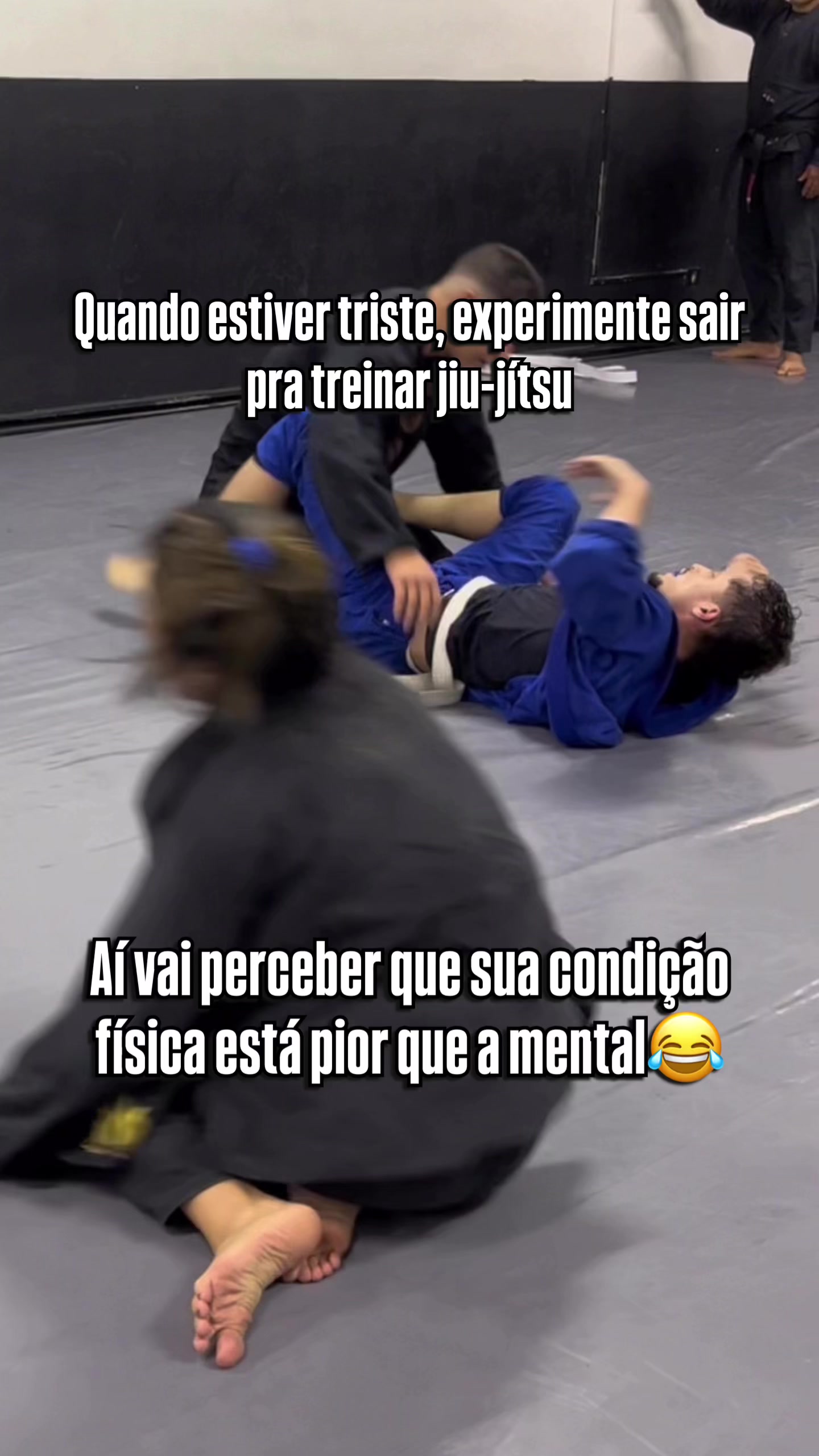 @carolineferreira_04