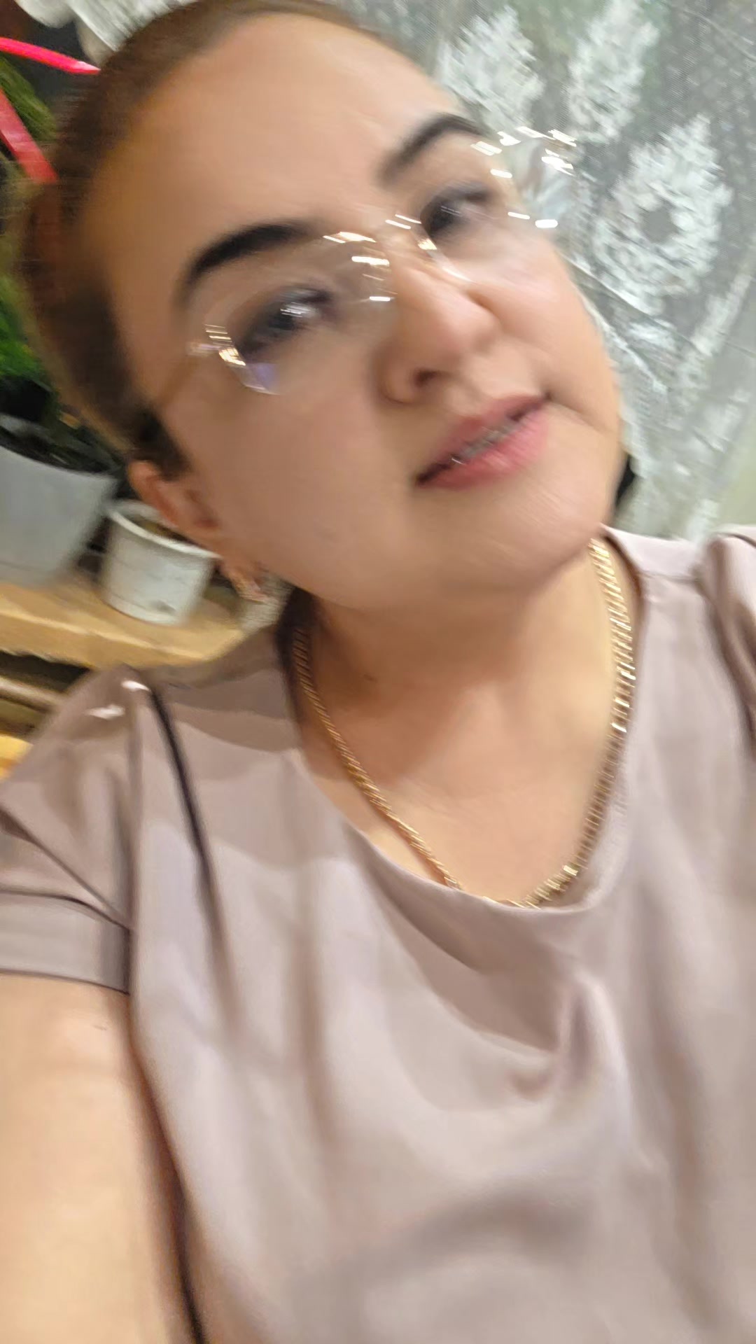 @shoira2281