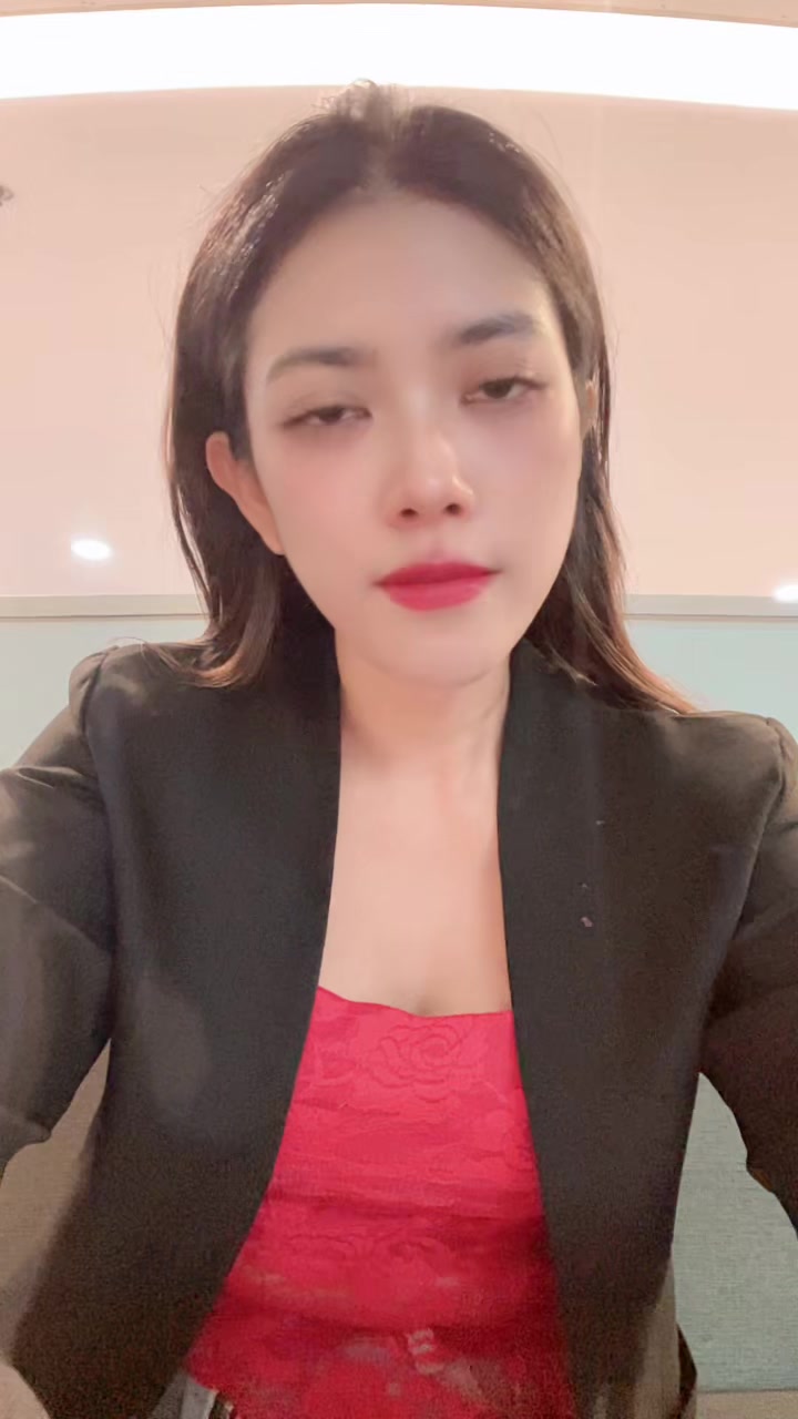 @Sherene_360