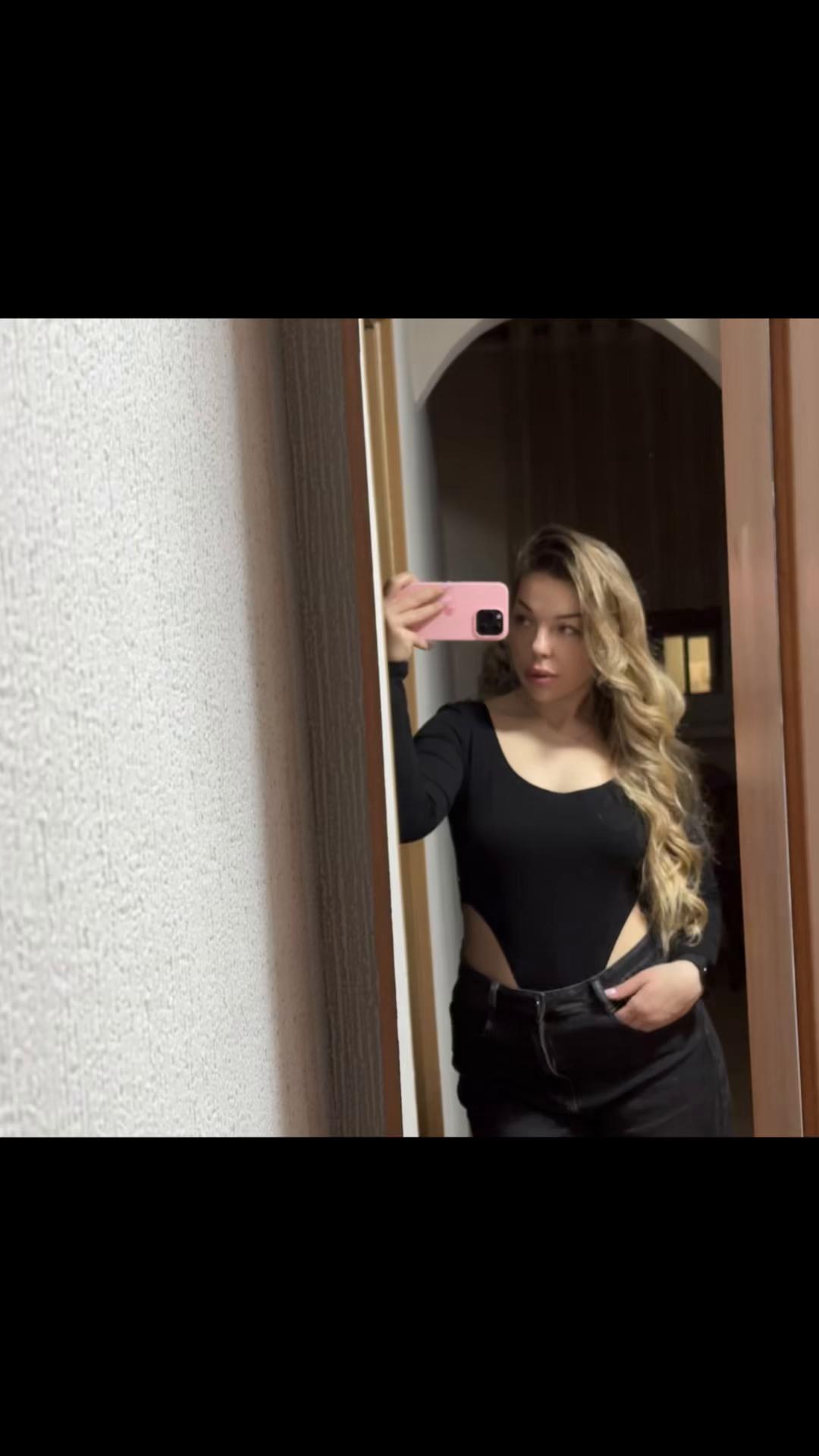 @leonovalika