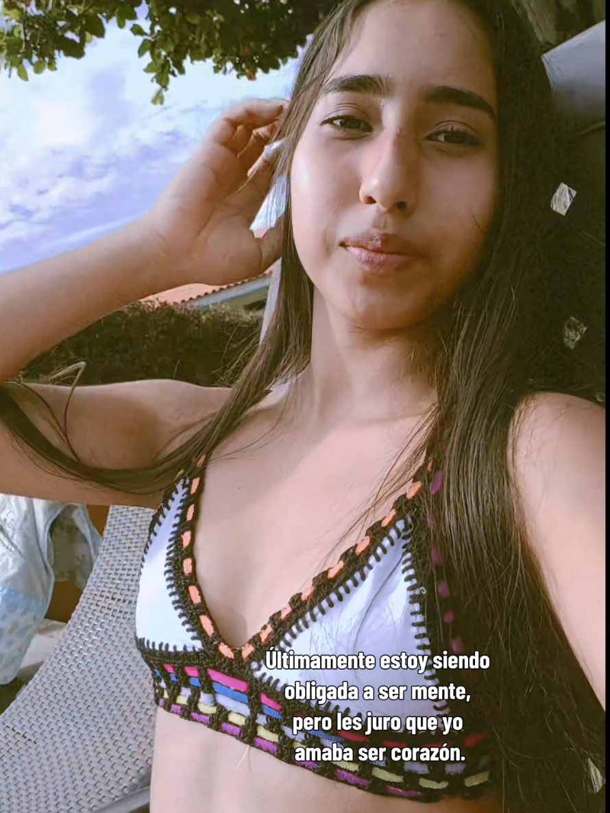 @𝑚𝑖𝑎 𝑚𝑜𝑛𝑡𝑜𝑦𝑎
