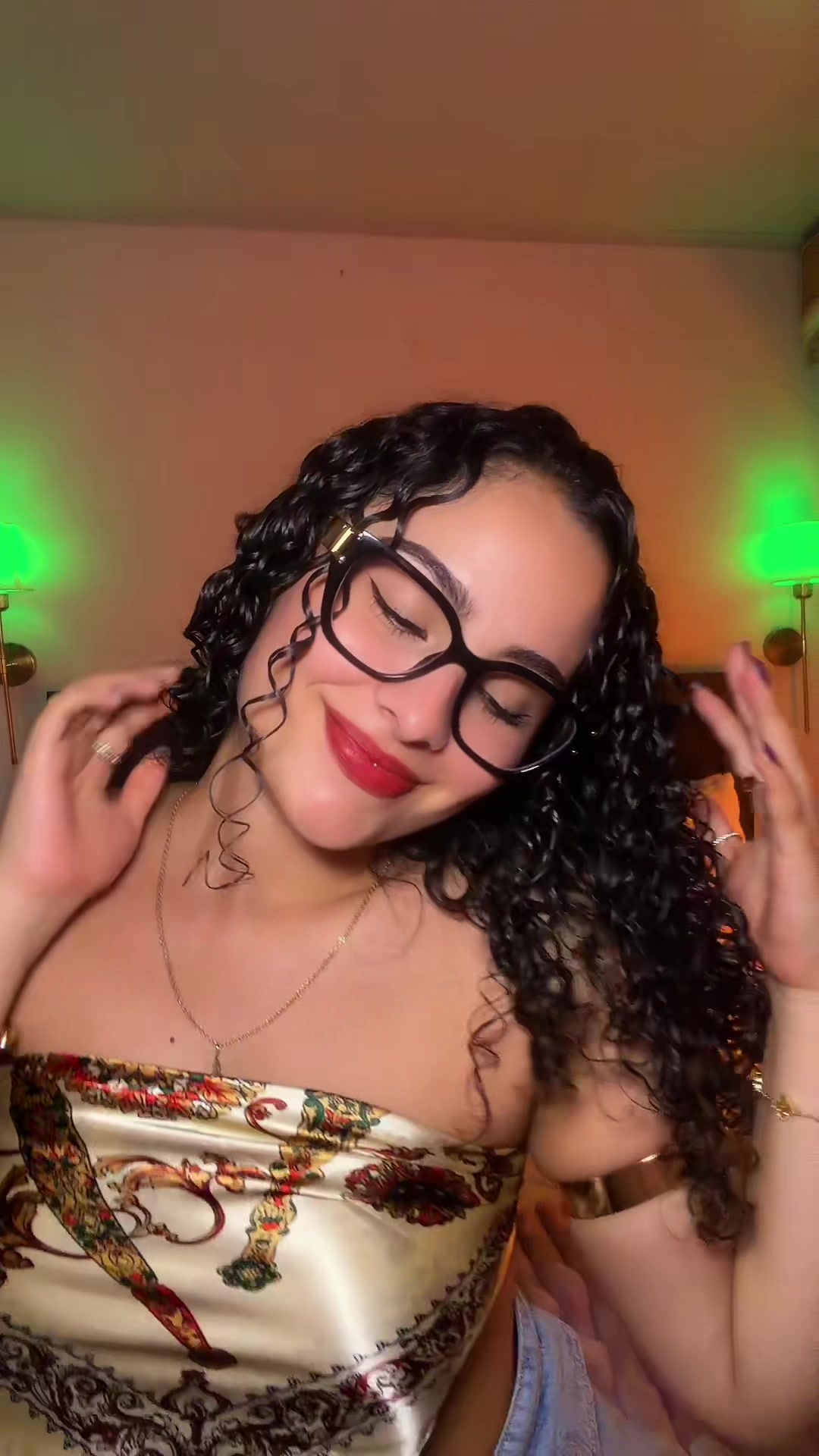 @Paola