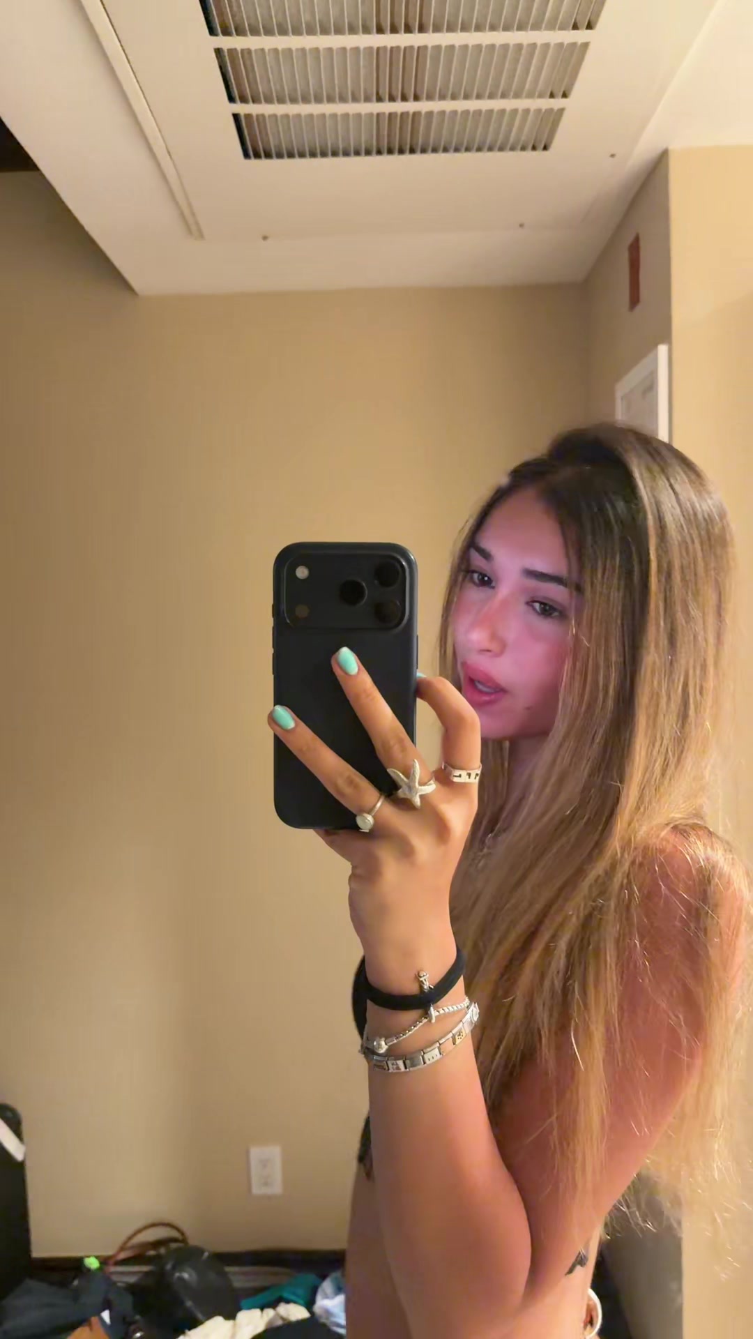 @holasoyjaz