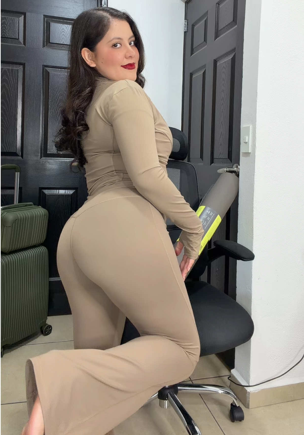 @AleAlVa