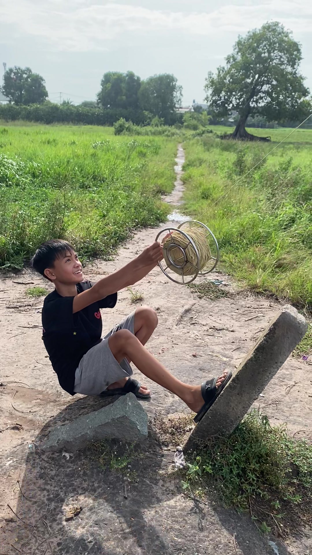 @Thả diều cùng Lợi