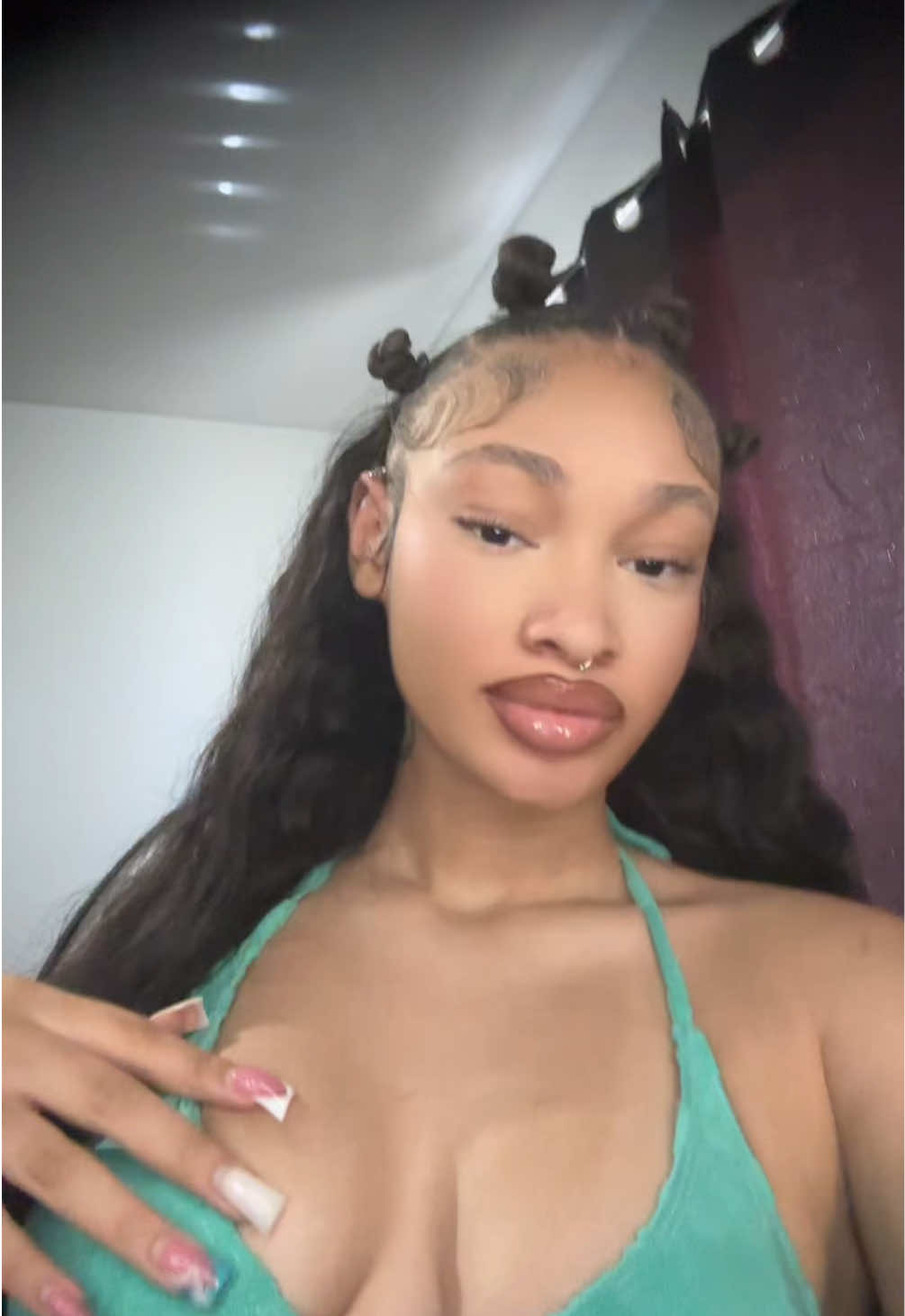@aniamonaem