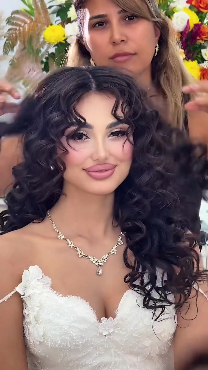 @Queen